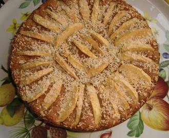 Glutenfri äppelkaka med kolasmak