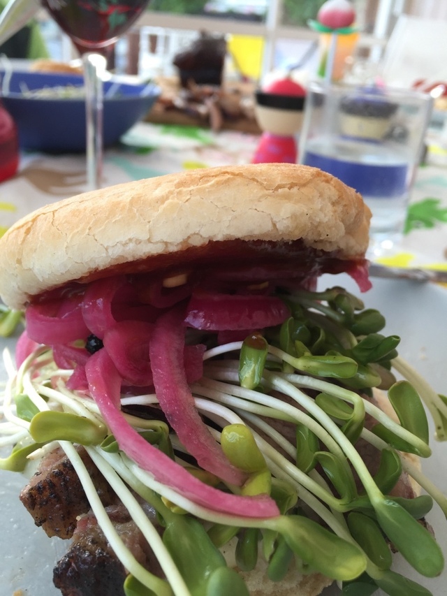 BBQ rökt brisket burger