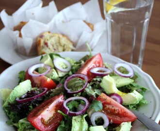 Tonfisksallad och matmuffins