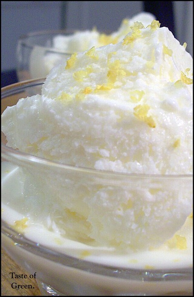 Yoghurtglass med citron.