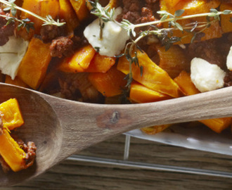 Ugnsbakad pasta med vegetarisk färs, pumpa och chèvre