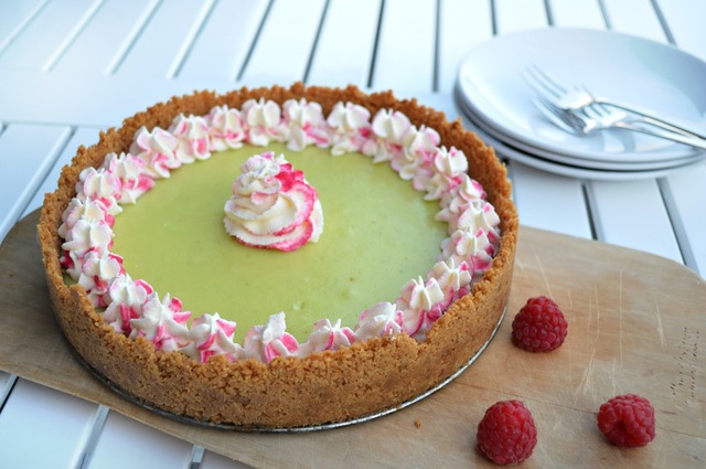 Raspberry key lime pie