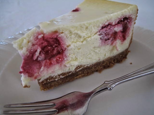 Raspberry White Chocolate Cheesecake
