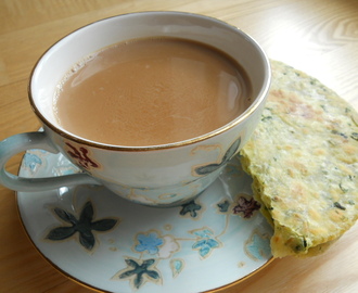 Methi paratha och masala chai - en kanonstart på dagen!