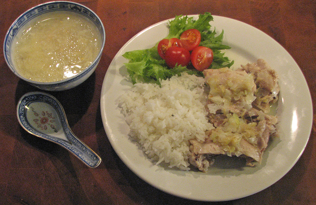 Baiyin Ji - kokt kyckling med ingefära och majssoppa
