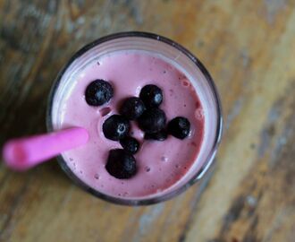 Blueberry smoothie - the perfect way to start your day