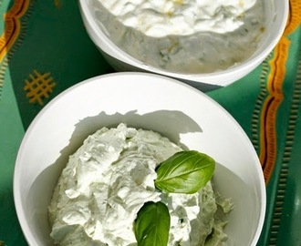 tzatziki och glutenfritt bröd