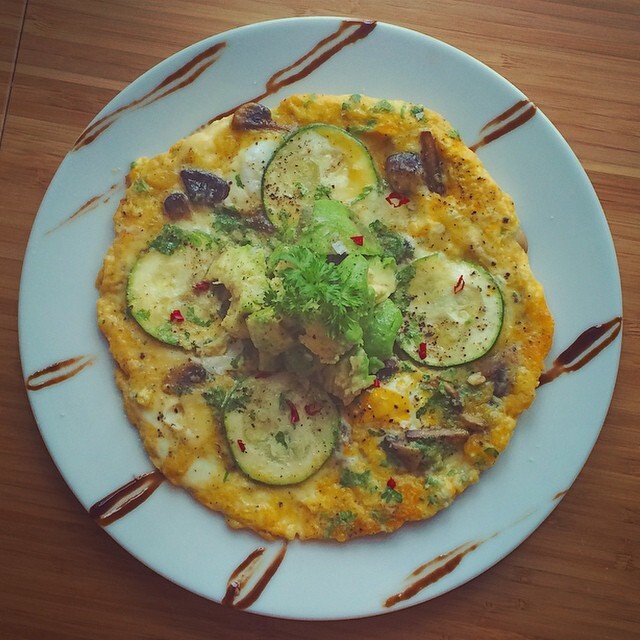#omelett #omelette #eggs #ägg #squash #zuccini #persilja #persil...