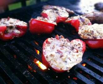 Fyllda grillade paprikor med vitlöksfrästa champinjoner och citron