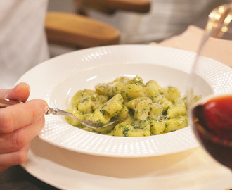 Pesto alla Genovese med gnocchi