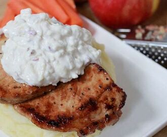 Kotlett med äppeltzatziki & morotspinnar