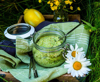 Ärtpesto med svenska smaker