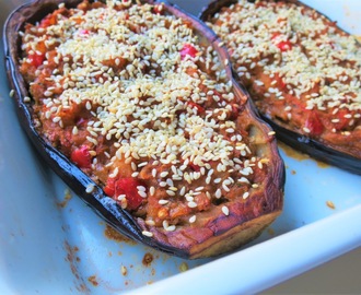 Gratinerad aubergine med vegetarisk fyllning