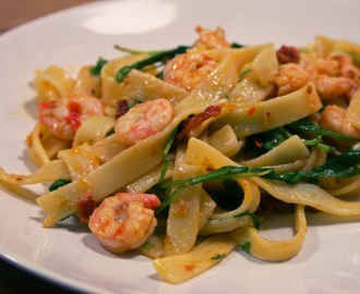 Pasta med räkor och ruccola á la Jamie Oliver