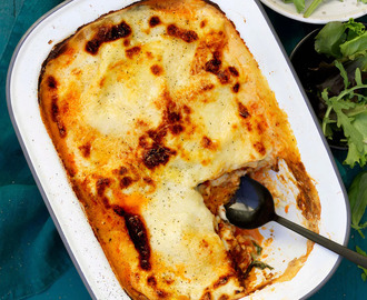 Lasagne med rökt kalkon och tomatcrème