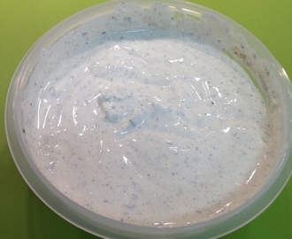 Yoghurtsås (Yoghurt sauce)