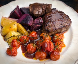 Tournedos med rödvinssås, sötpotatis och gulbeta