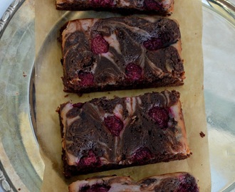 Raspberry cheesecake brownie