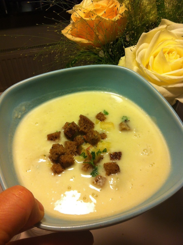 Comfort food eller Jordärtskockssoppa med ost- och kavringsströssel?