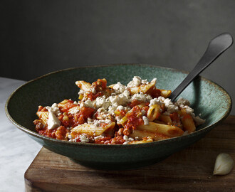 Pasta med linser och fetaost