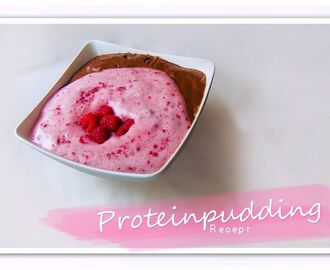 Proteinpudding med topping.