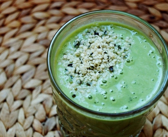 Wheatgrass smoothie