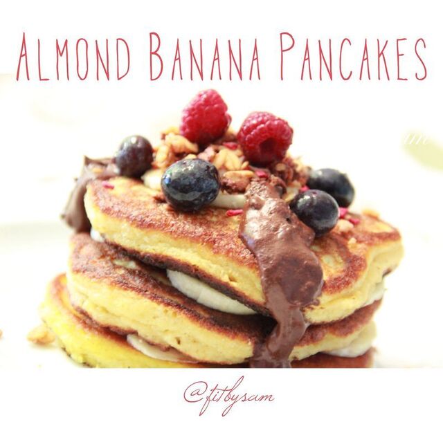 Almond Banana Pancakes