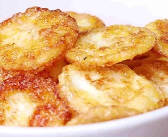 Parmesan och äggchips