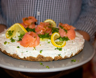 Laxtårta med fräsch smak av citron och örter!