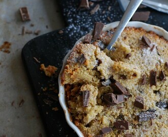 Peanut butter chocolate chip cookie cake