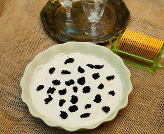 Rödlöksost med svart kaviar