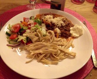 LCHF - Tagliatelle med köttfärssås