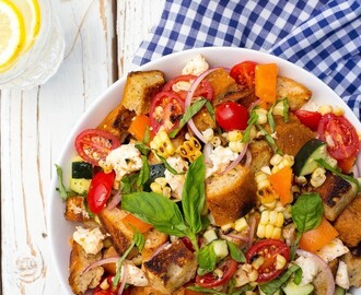 Panzanella sallad med kyckling.