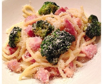 Carbonara med broccoli