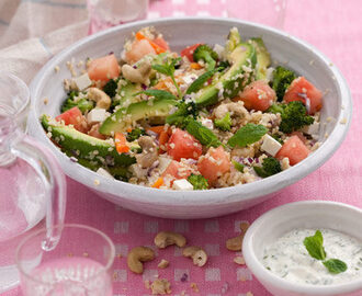 Bulgursallad med avokado, feta och melon