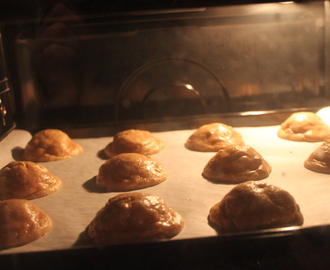 Subway white chocolate chip cookies.