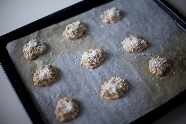 Frukostcookies med banan och jordnötssmör