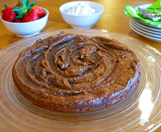 Sockerfri kladdkaka på mandelmjöl