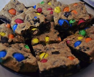 Oreo Cookie Bars!