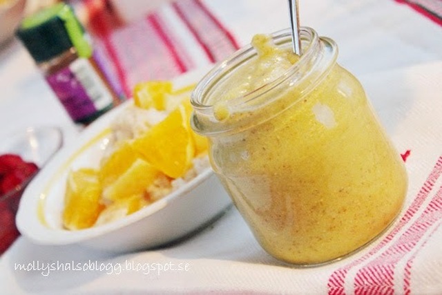 Coconut Mango Smoothie