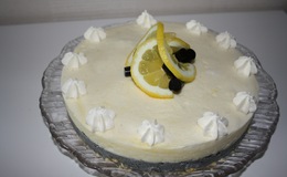 Cheesecake med citron och lakrits