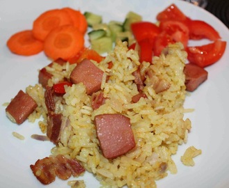 Curryrisotto med korv och bacon