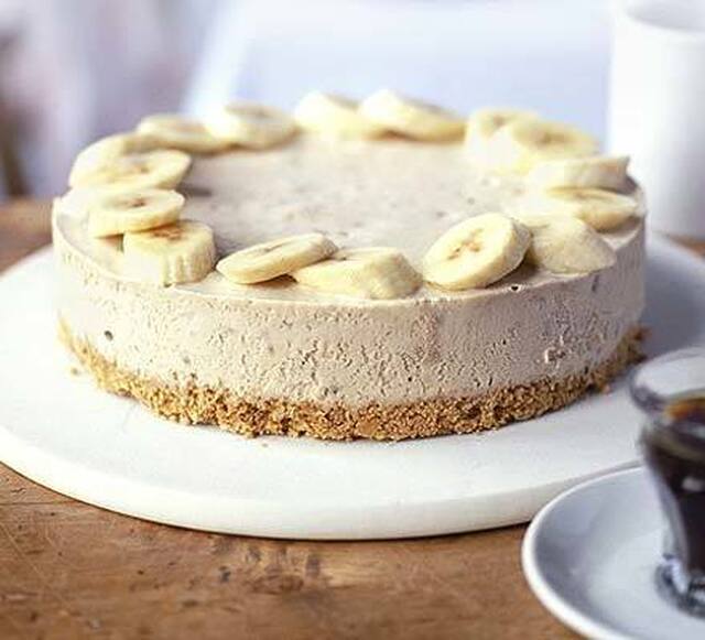 Frozen banana and peanuybutter cheesecake