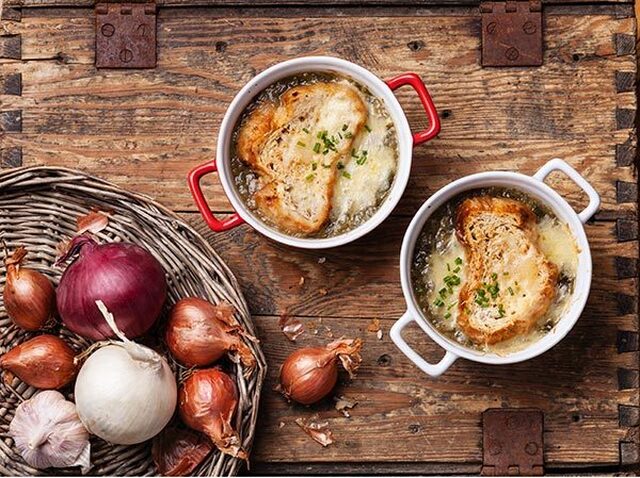 Recept på löksoppa – En enkel bistroklassiker