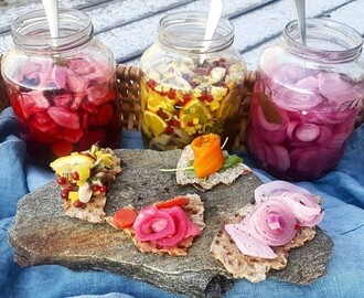 23e luckan Tre Veganska Sillar - Three Vegan Pickles