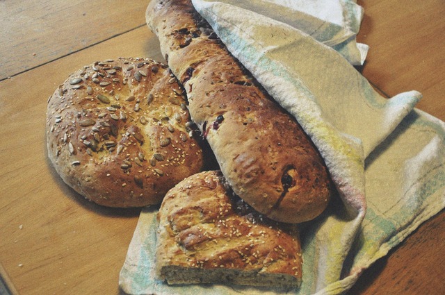 nyttigt bröd med smak av kummin och fänkål