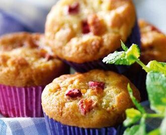 rabarber muffins med vit choklad