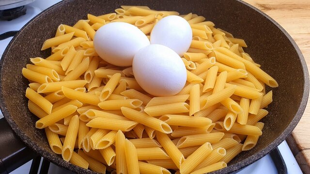 Eier und Nudeln, schnelles Rezept für ein köstliches Gericht das Sie noch nicht so gekocht haben #90