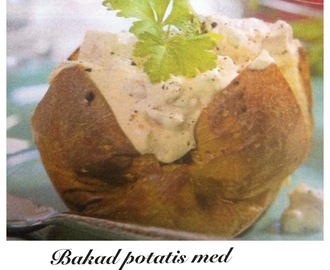 Bakad potatis med kycklingröra