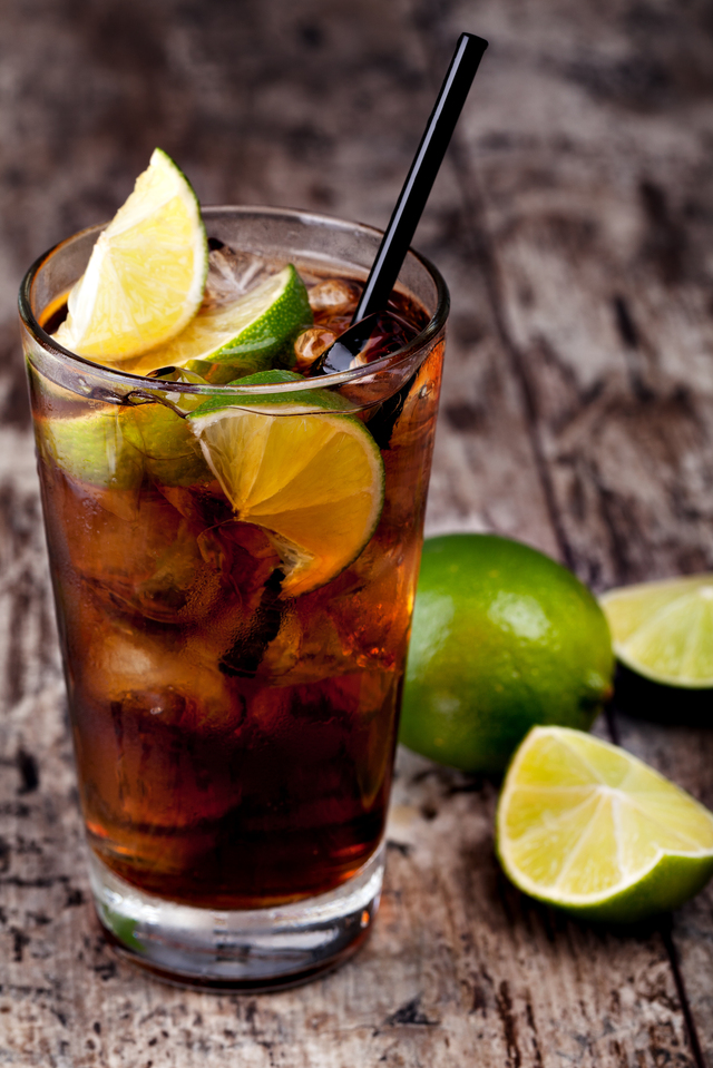 Cuba Libre – recept på klassiska drinken